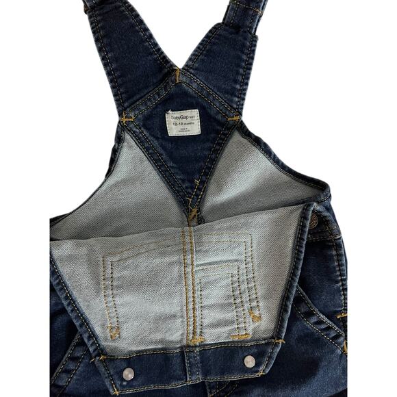 Gap Baby Jeans Overalls - Size 12- 18 months - Preowned - Picture 3 of 3